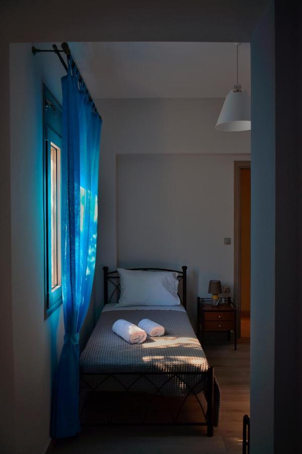 Dolphins House Apartment Lixouri Exterior photo